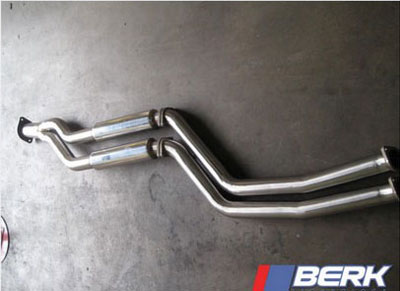 Berk Resonated Midpipes - BMW 135i