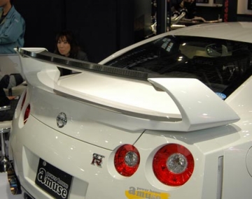 Amuse R1 Titan Dry Carbon Wing - Nissan Skyline GT-R 09+ (R35)