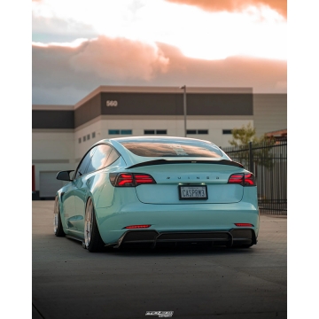 ADRO Carbon Fiber Rear Diffuser V2 - Tesla Model 3 17-23