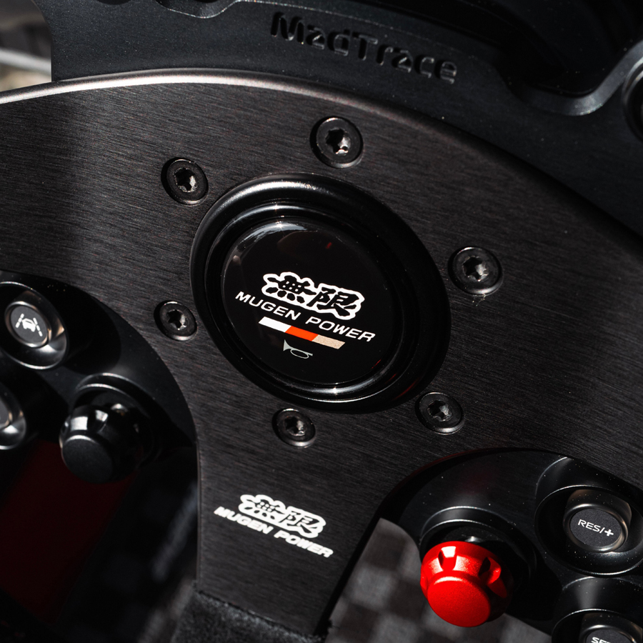 MOMO ヴェローチェレーシング 35パイ V-1 + T300rs アダプタ Evasive Motorsports: JQ Werks Madtrace GEN 1 MOMO Horn Cap Adapter