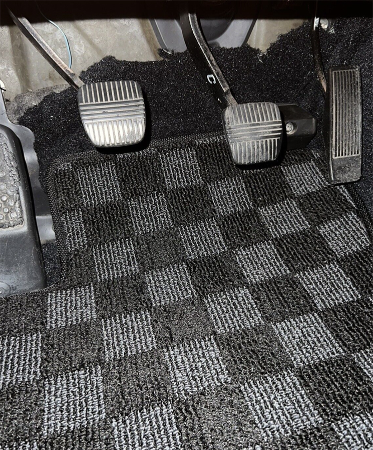 mat P2M Checkered Race Floor Mats - Fronts Only | 1995-1998