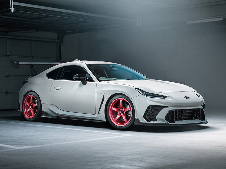 Evasive Motorsports: Gram Lights 57CR Wheel - 18x9.5 / Offset +40