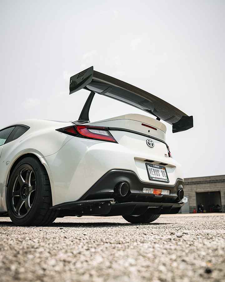 TERNUA パフォーマンスベースレイヤー Evasive Motorsports: Verus Engineering UCW Swan Neck Rear Wing Kit