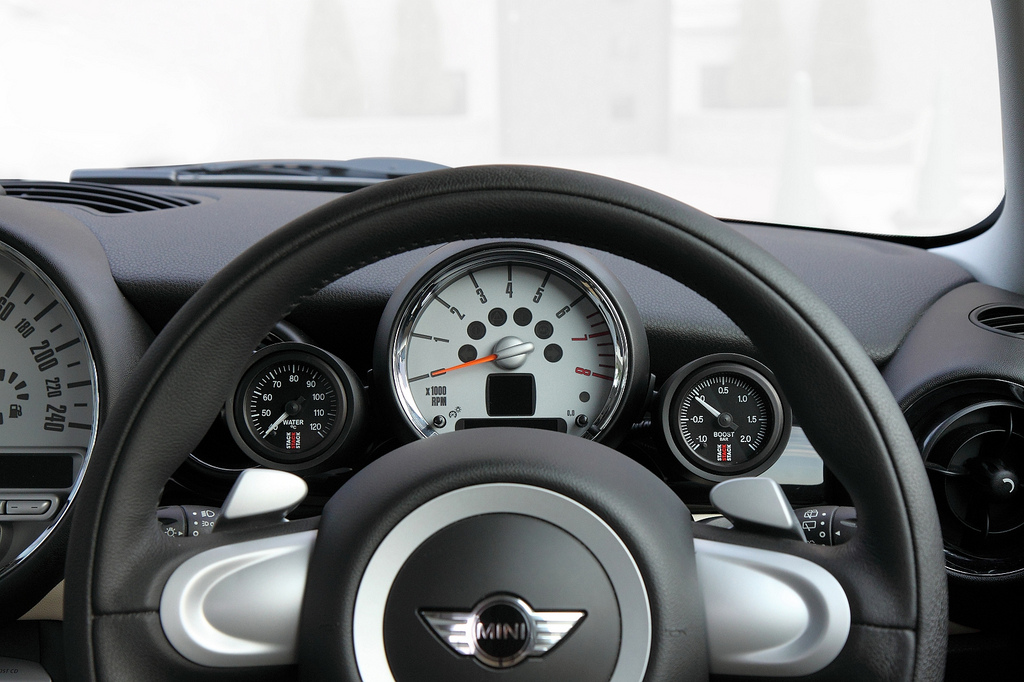 Mini cooper s boost gauge kit voulsdX