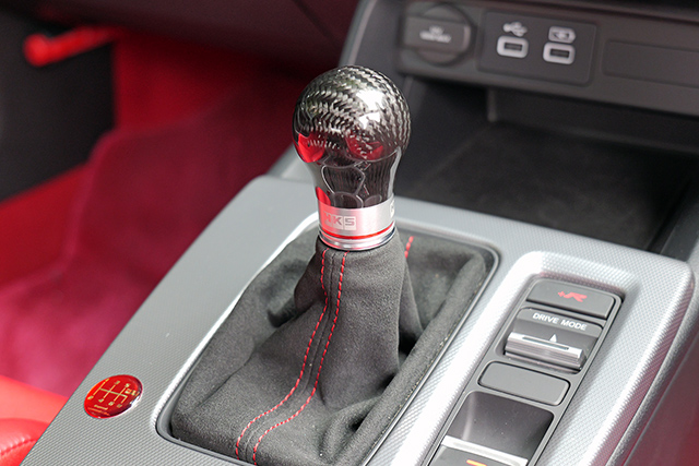 Evasive Motorsports: HKS Carbon Shift Knob (M10x1.5) - Acura RSX 6