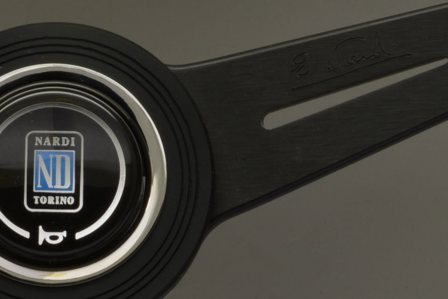 Evasive Motorsports: Nardi Classic - 340mm (Wood Finish w/ Black
