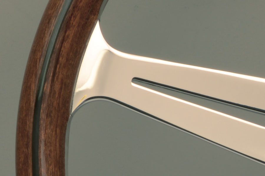 Evasive Motorsports: Nardi Classic - 360mm (Wood w/ Glossy Evasive Motorsports: Nardi Classic - 360mm (Wood w/ Glossy