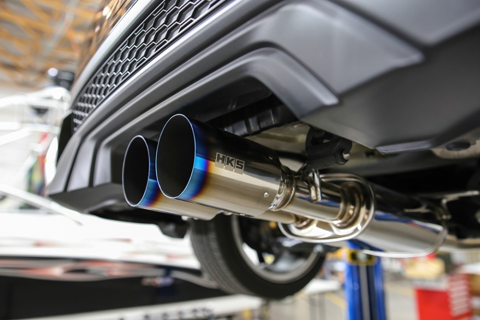 3 inlet 4 outlet exhaust tip