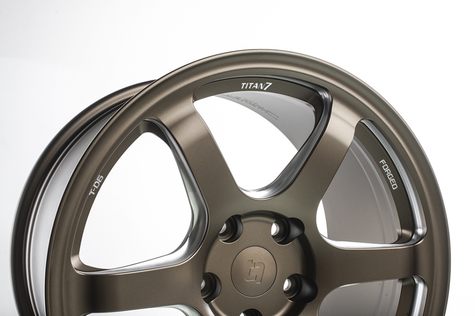 Evasive Motorsports: Titan 7 T-D6 LE Wheel - 19x9.5 / Offset +45
