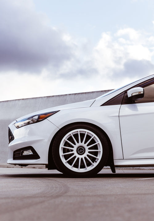 Evasive Motorsports: Fifteen52 Podium Wheel - 17x7.5 / Offset +42