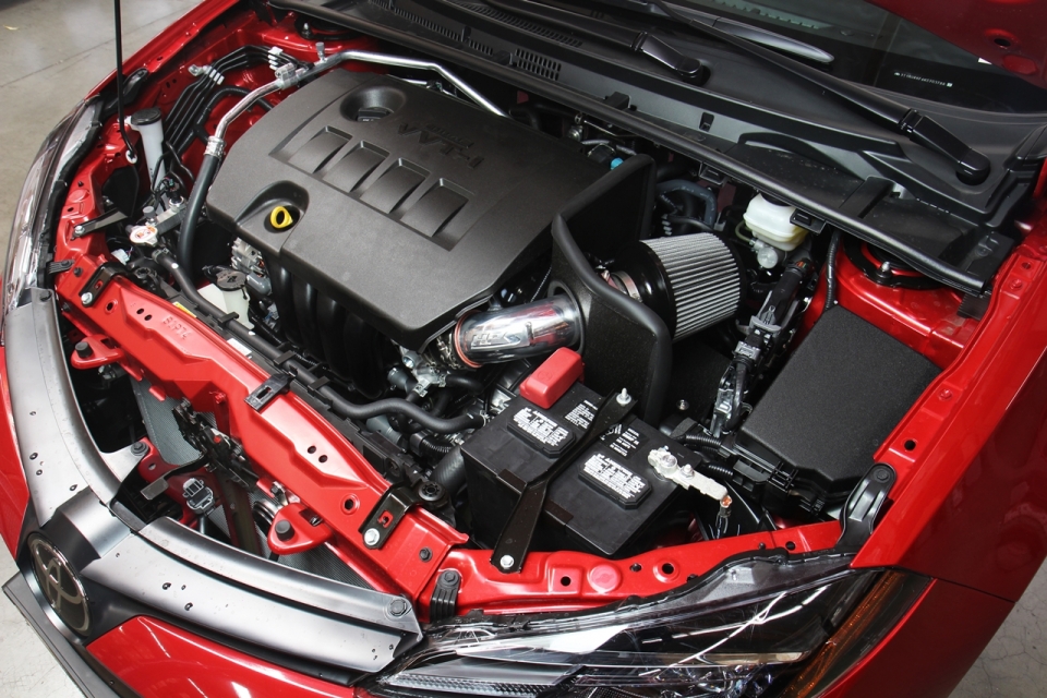 Evasive Motorsports: HPS Shortram Air Intake w/ Heat Shield - Toyota Corolla  1.8L 09-19 (Red)